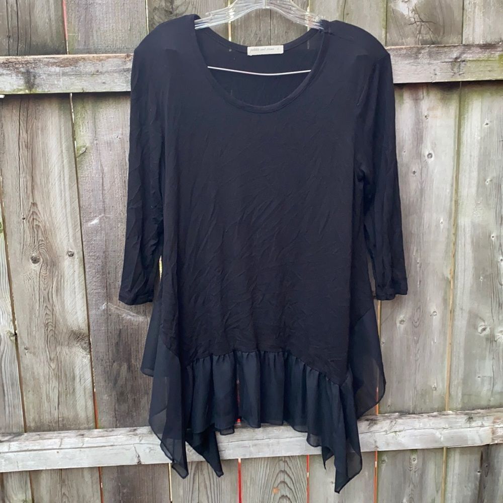 Pebble and Stone boho top sz. S